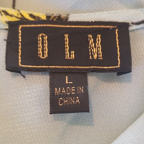 NWT OLM floral print blouse - Picture 4 of 4